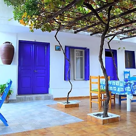 Stathis Hotel *